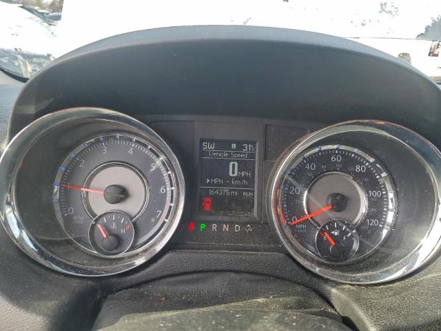 Chrysler Minivan Touring L Image 9