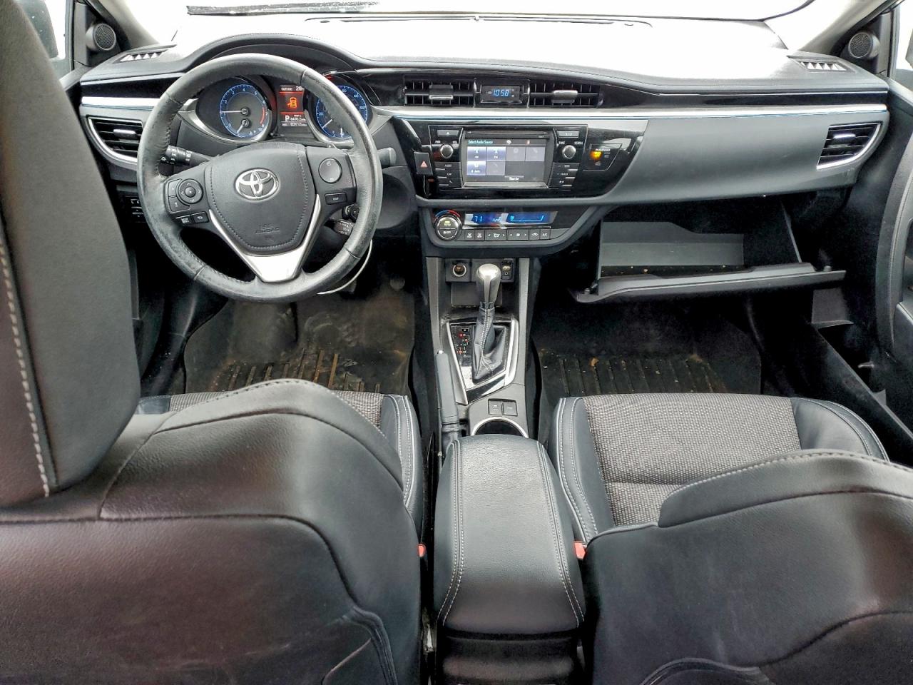 Toyota Corolla L Image 3
