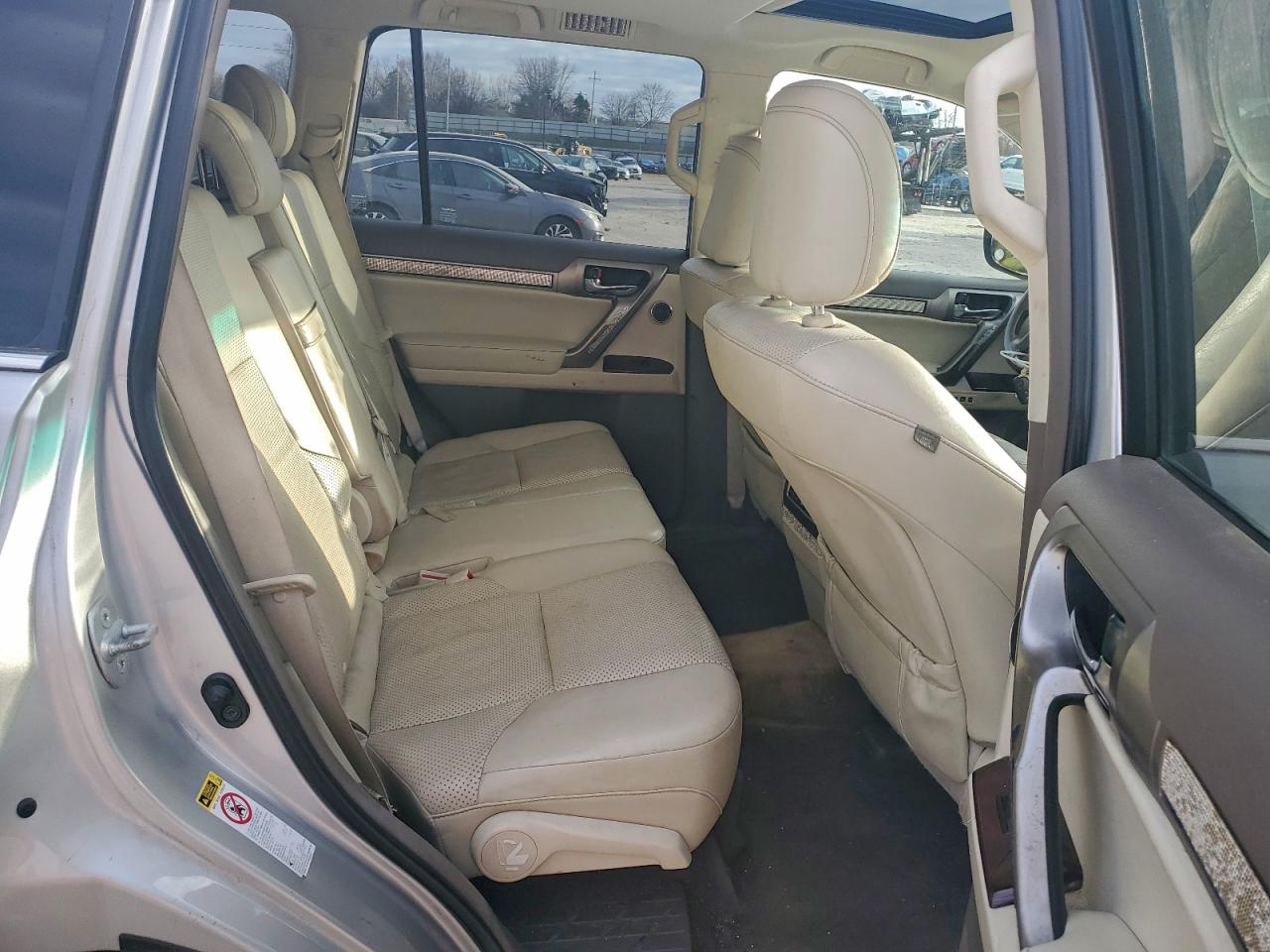 Lexus Gx 460 Premium Image 8