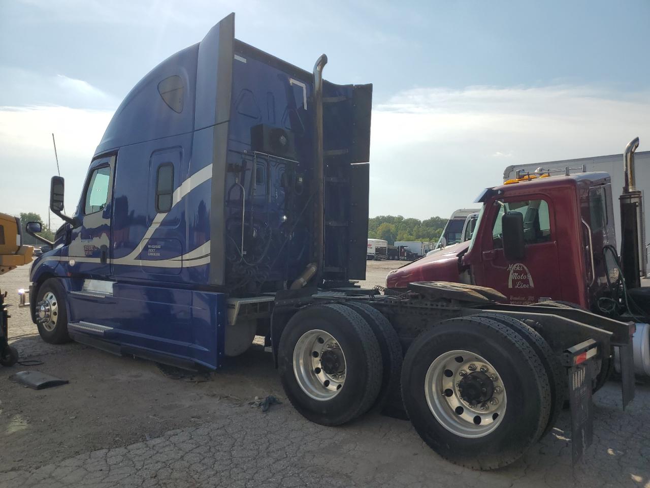 Freightliner Cascadia 1 Image 3