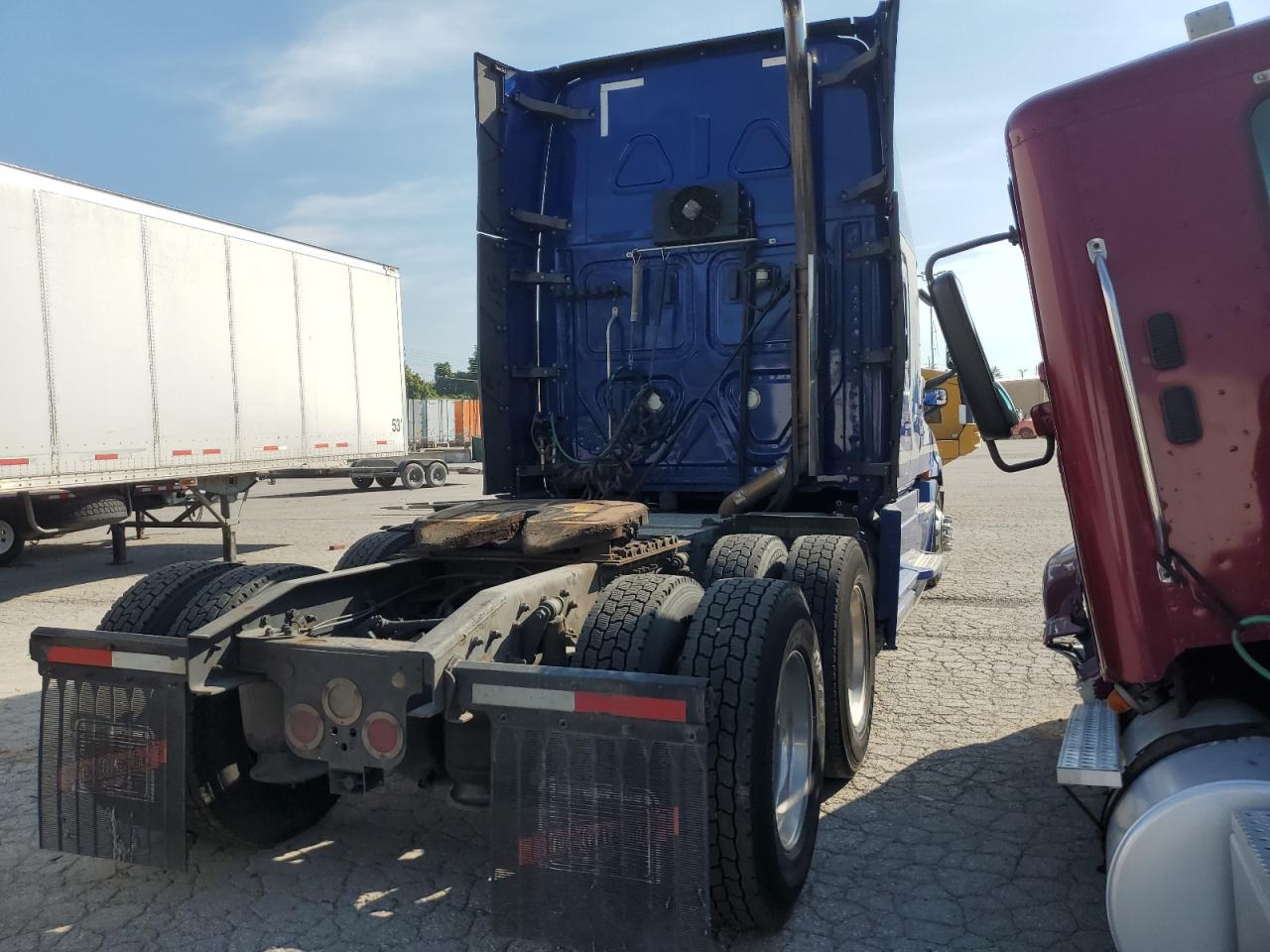 Freightliner Cascadia 1 Image 4