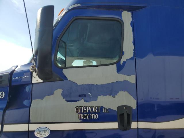 Freightliner Cascadia 1 Image 10