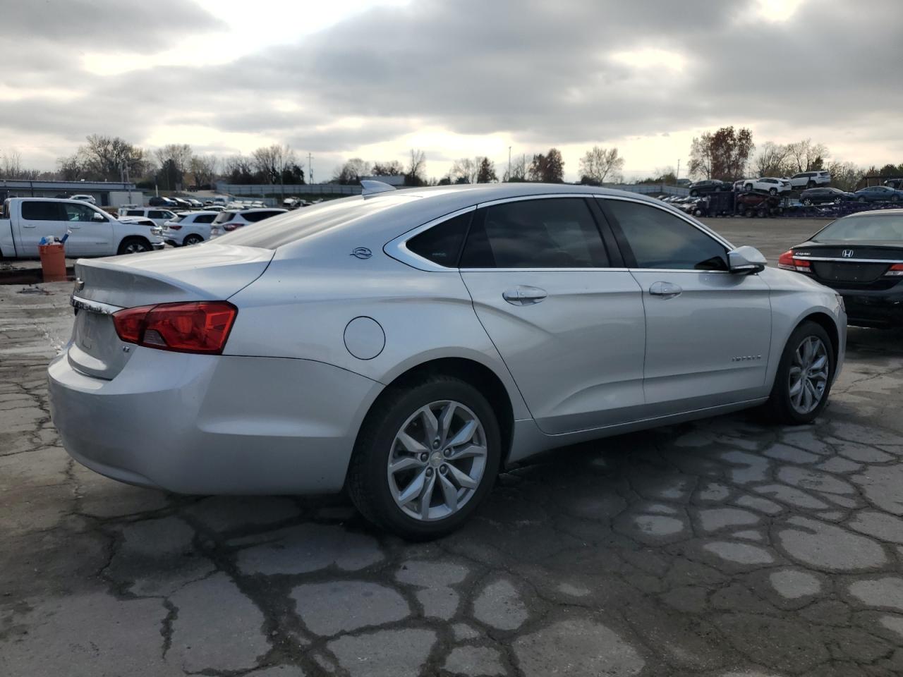 Chevrolet Impala Lt Image 3