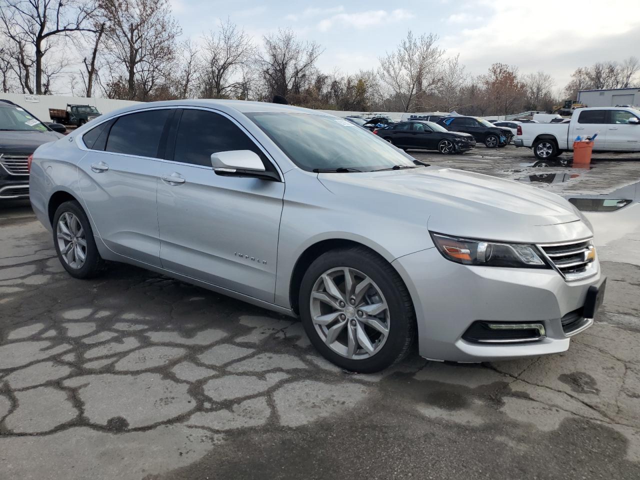 Chevrolet Impala Lt Image 11