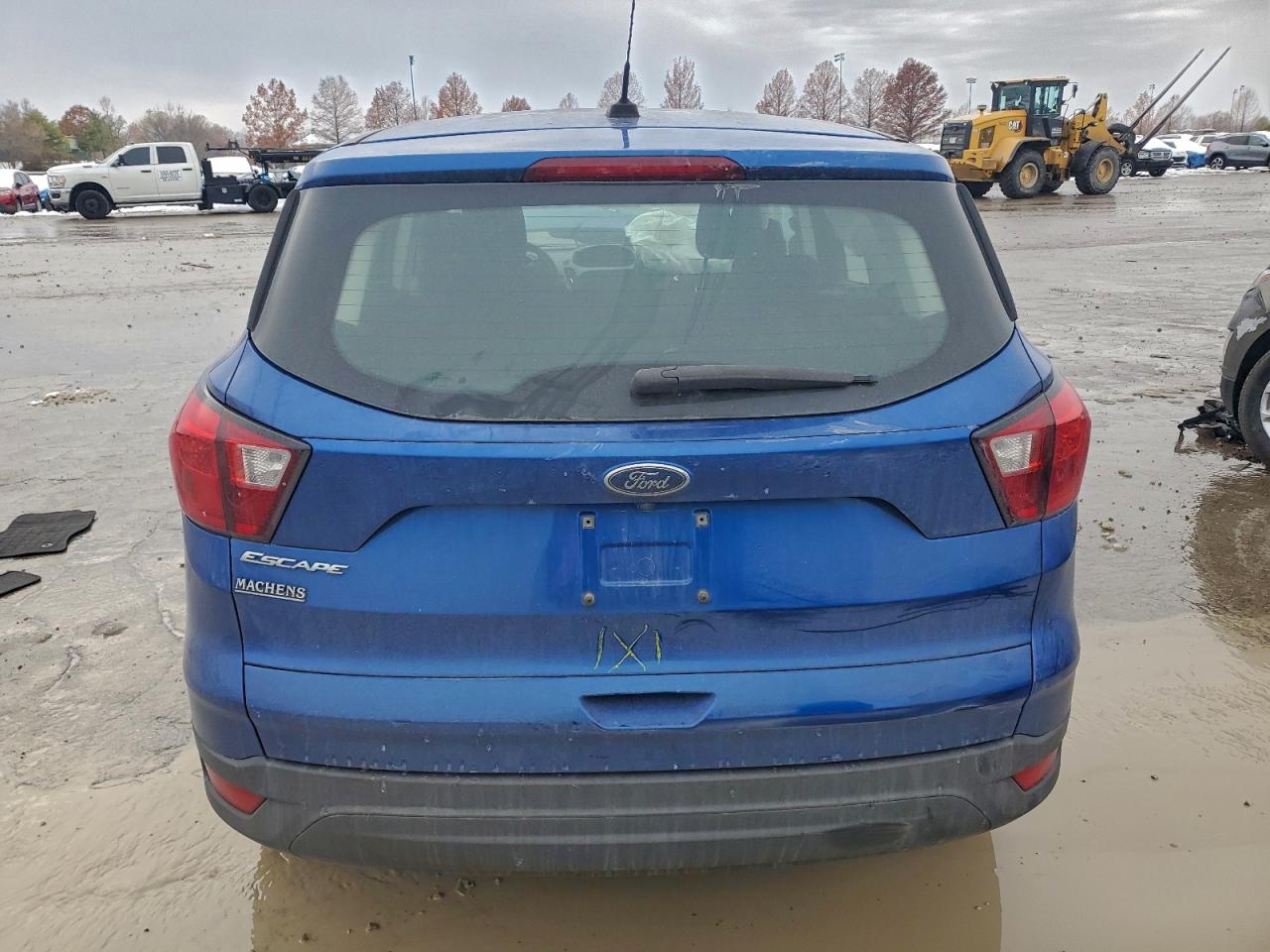 Ford Escape S Image 8