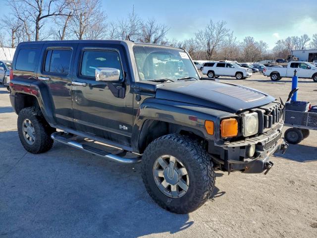 HUMMER H3 Image 2