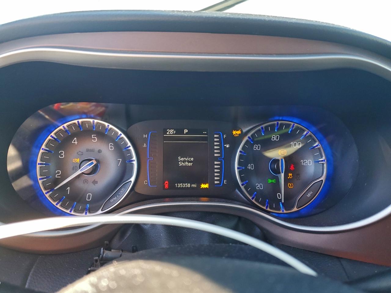 Chrysler Minivan Lx Image 6