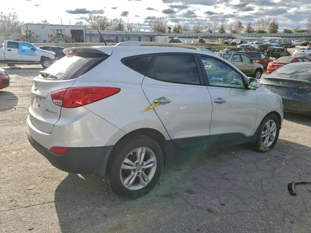 Hyundai TUCSON Gls Image 4