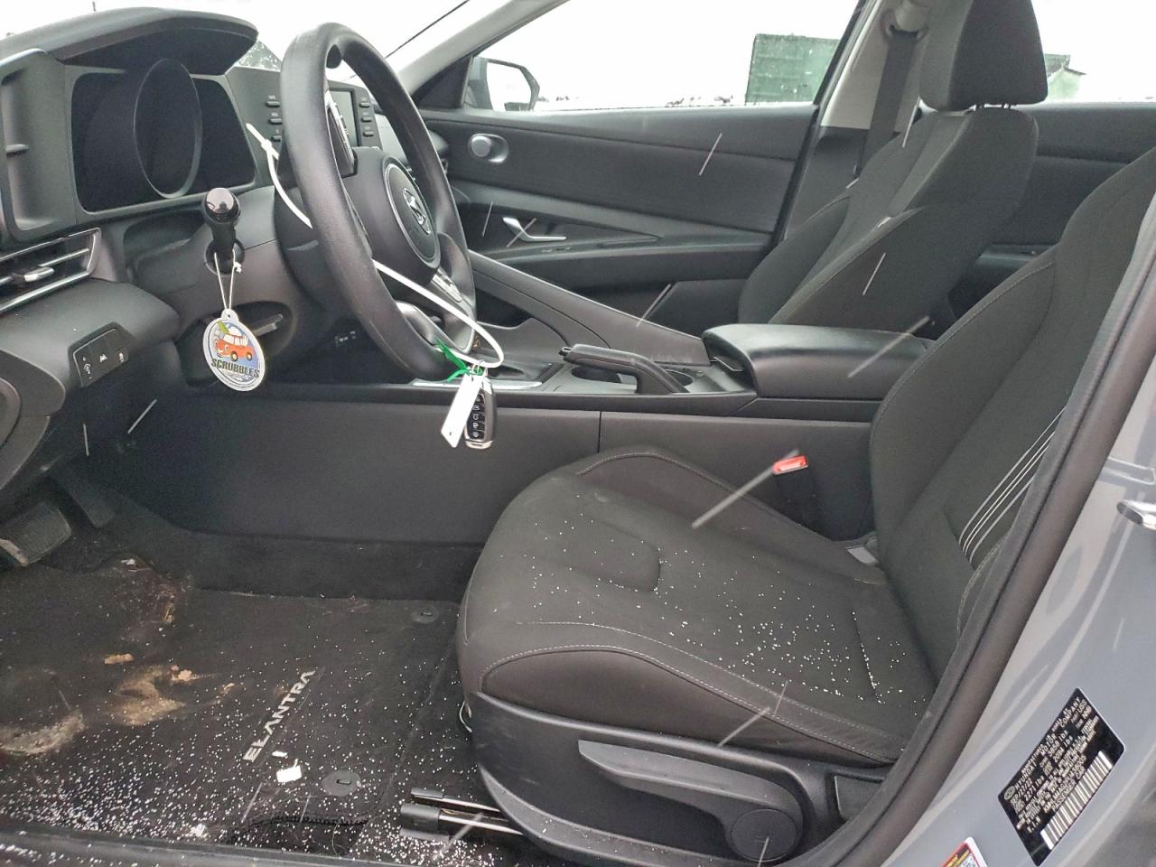 Hyundai ELANTRA Sel Image 11