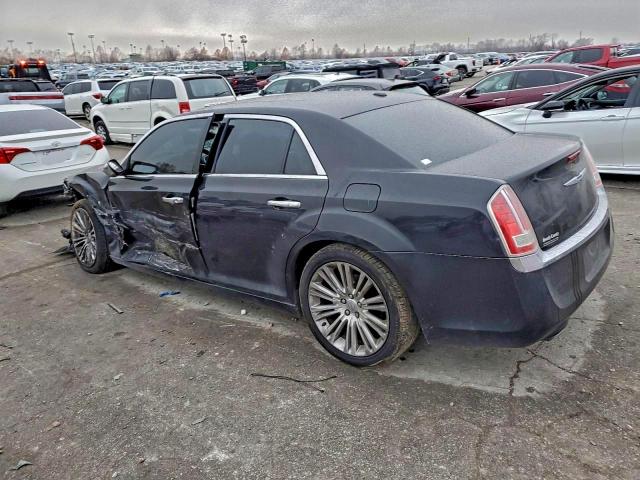 Chrysler 300 Image 5