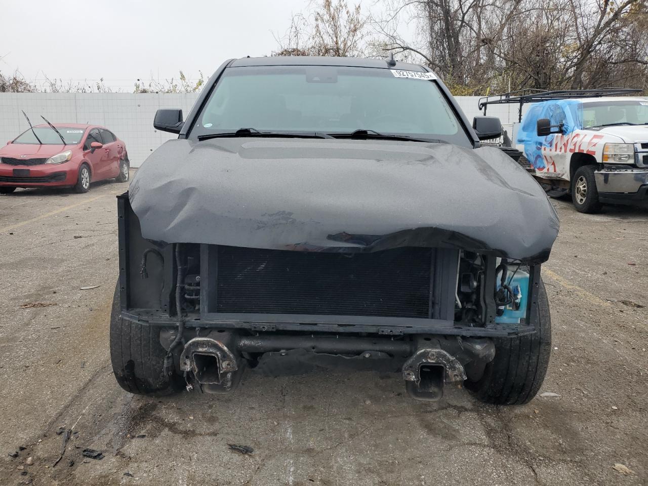 GMC Yukon Slt Image 3