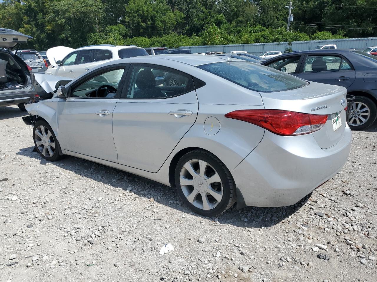 Hyundai ELANTRA Gls Image 12