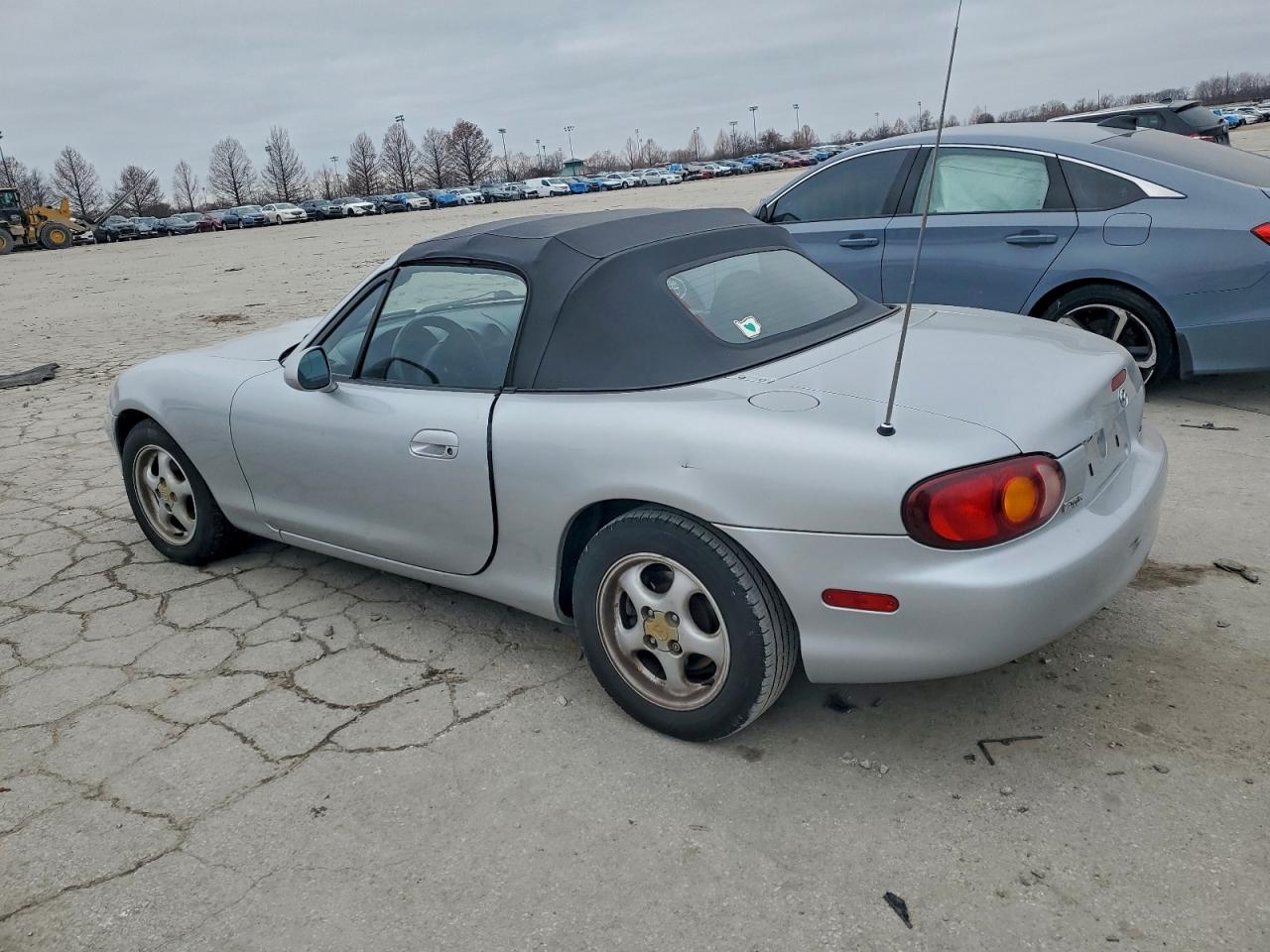 Mazda Mx5 Base Image 5