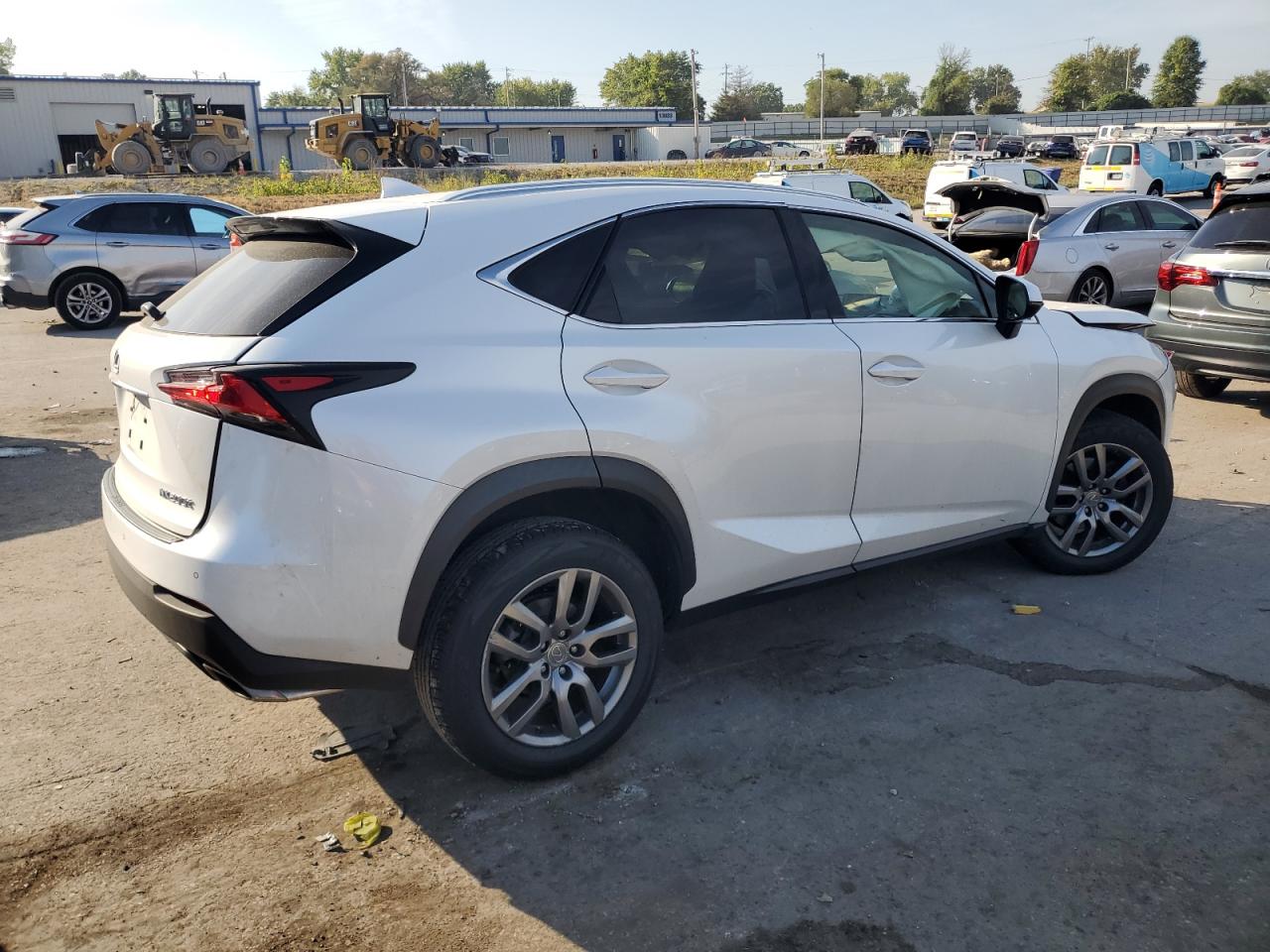 Lexus NX 200t Base Image 6