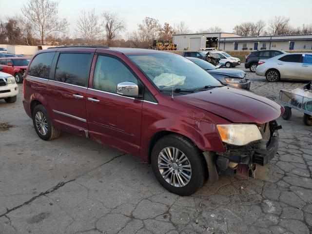 Chrysler Minivan Touring L Image 2