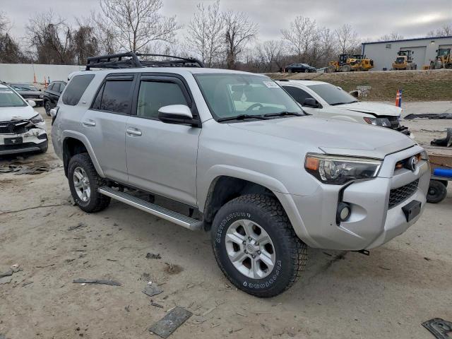 Toyota 4Runner Sr5/sr5 Premium Image 4