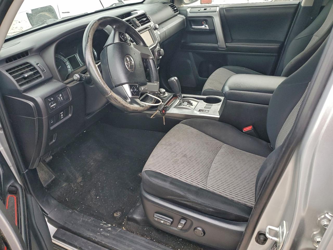 Toyota 4Runner Sr5/sr5 Premium Image 11