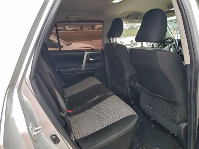 Toyota 4Runner Sr5/sr5 Premium Image 2