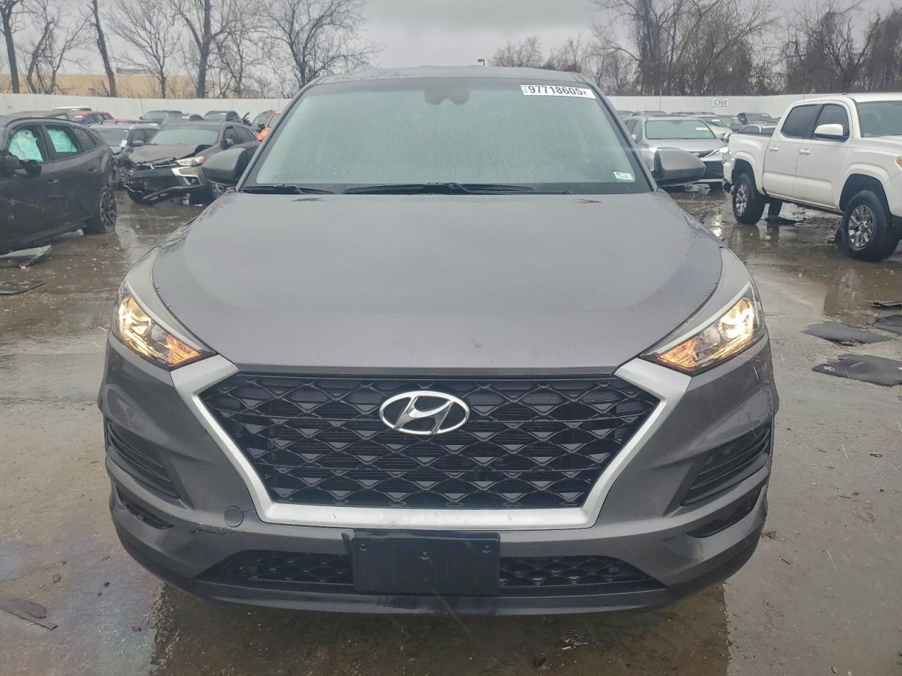 Hyundai TUCSON Se Image 10