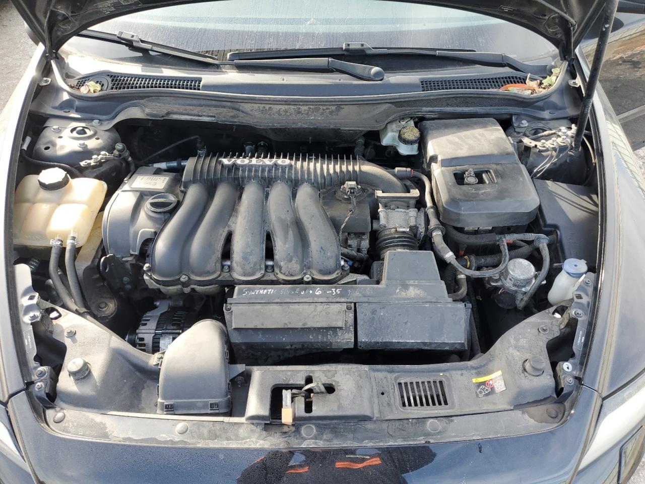 Volvo S40 2.4i Image 12