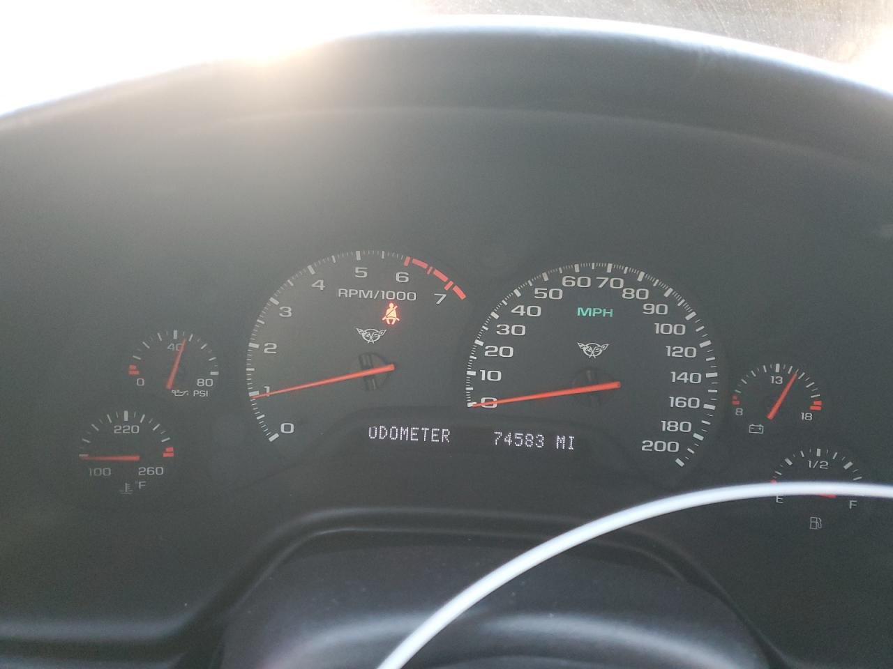 Chevrolet Corvette Image 11