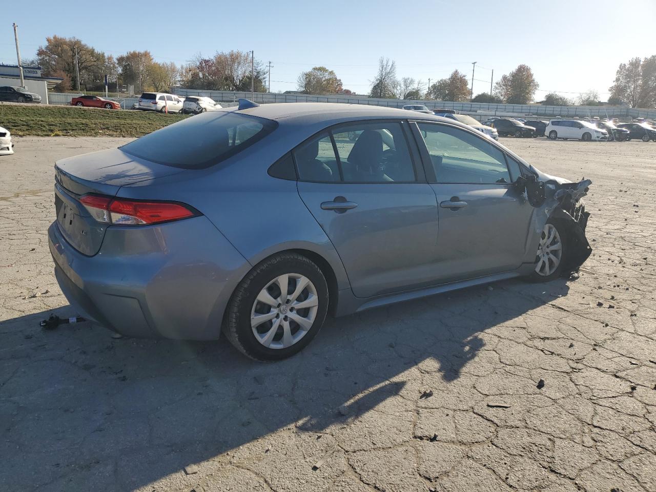 Toyota Corolla Le Image 9