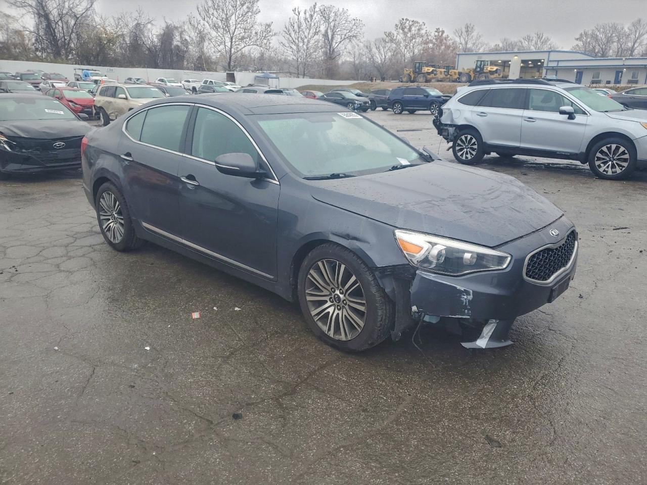 Kia Cadenza Premium Image 5