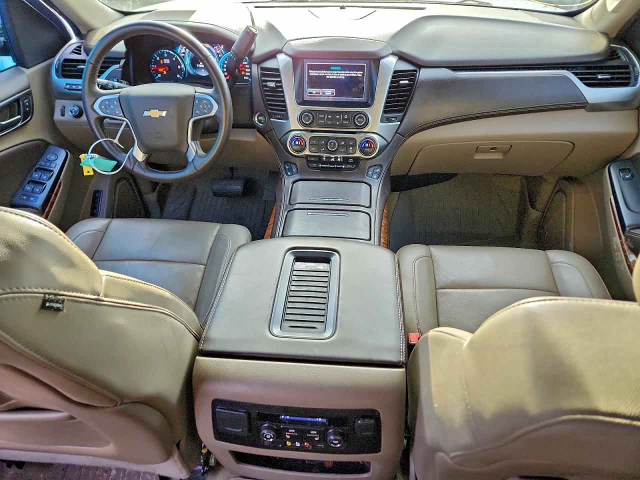 Chevrolet Suburban K1500 Ltz Image 3