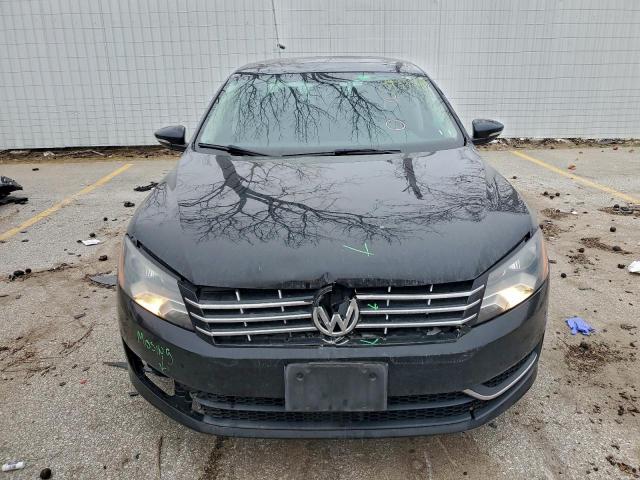 Volkswagen Passat Sel Image 9