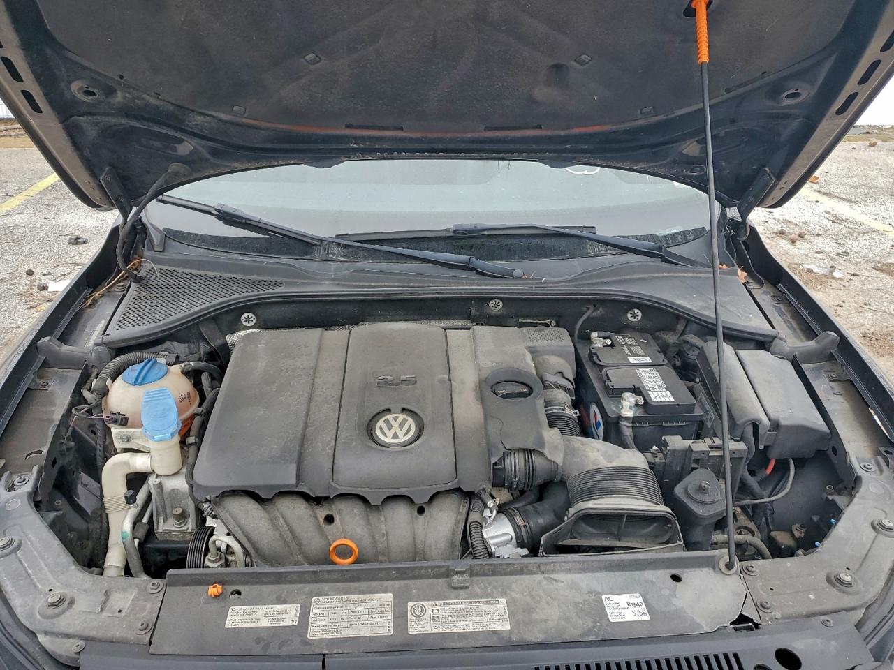 Volkswagen Passat Sel Image 8