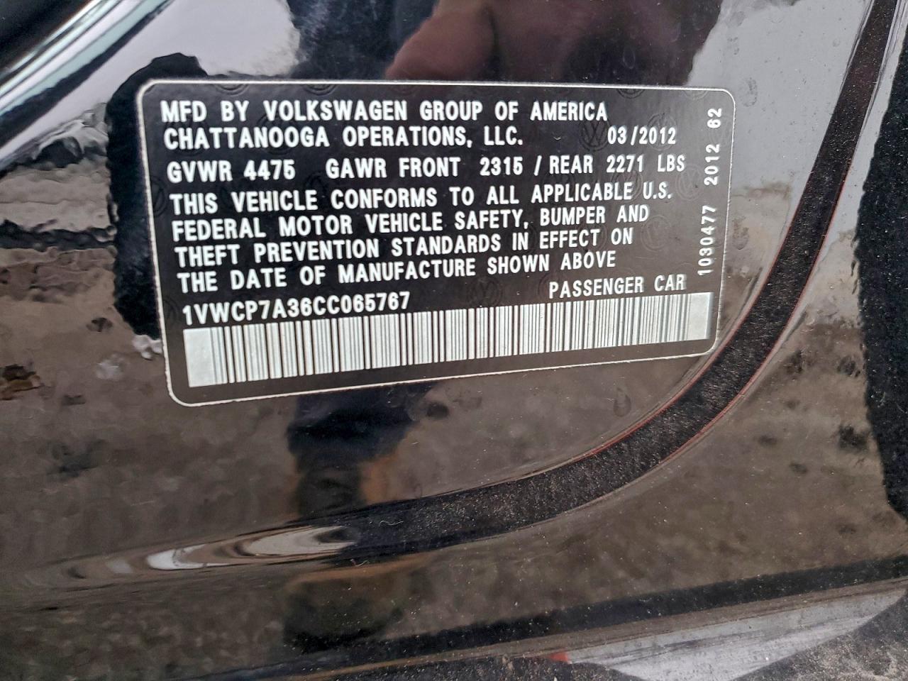 Volkswagen Passat Sel Image 11