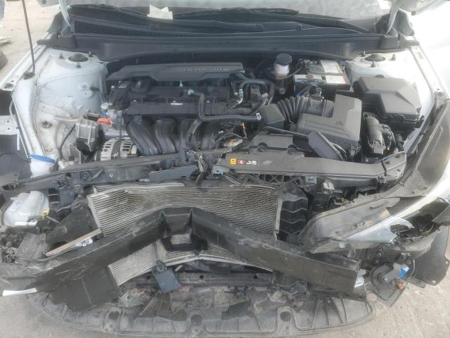 Hyundai ELANTRA Limited Image 11