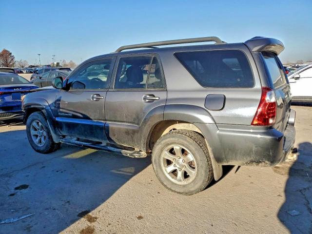 Toyota 4Runner Sr5 Image 13