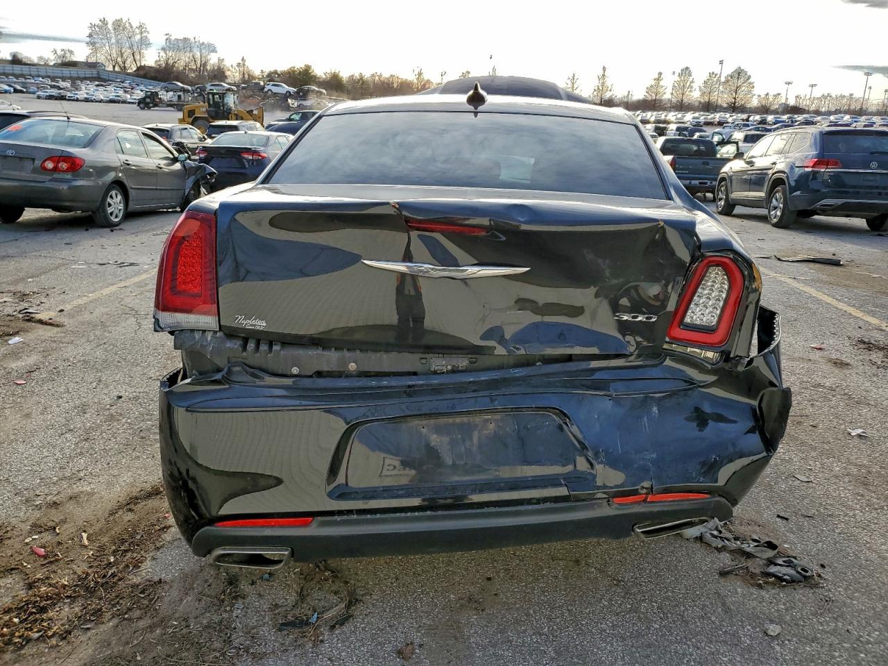 Chrysler 300 Touring Image 9