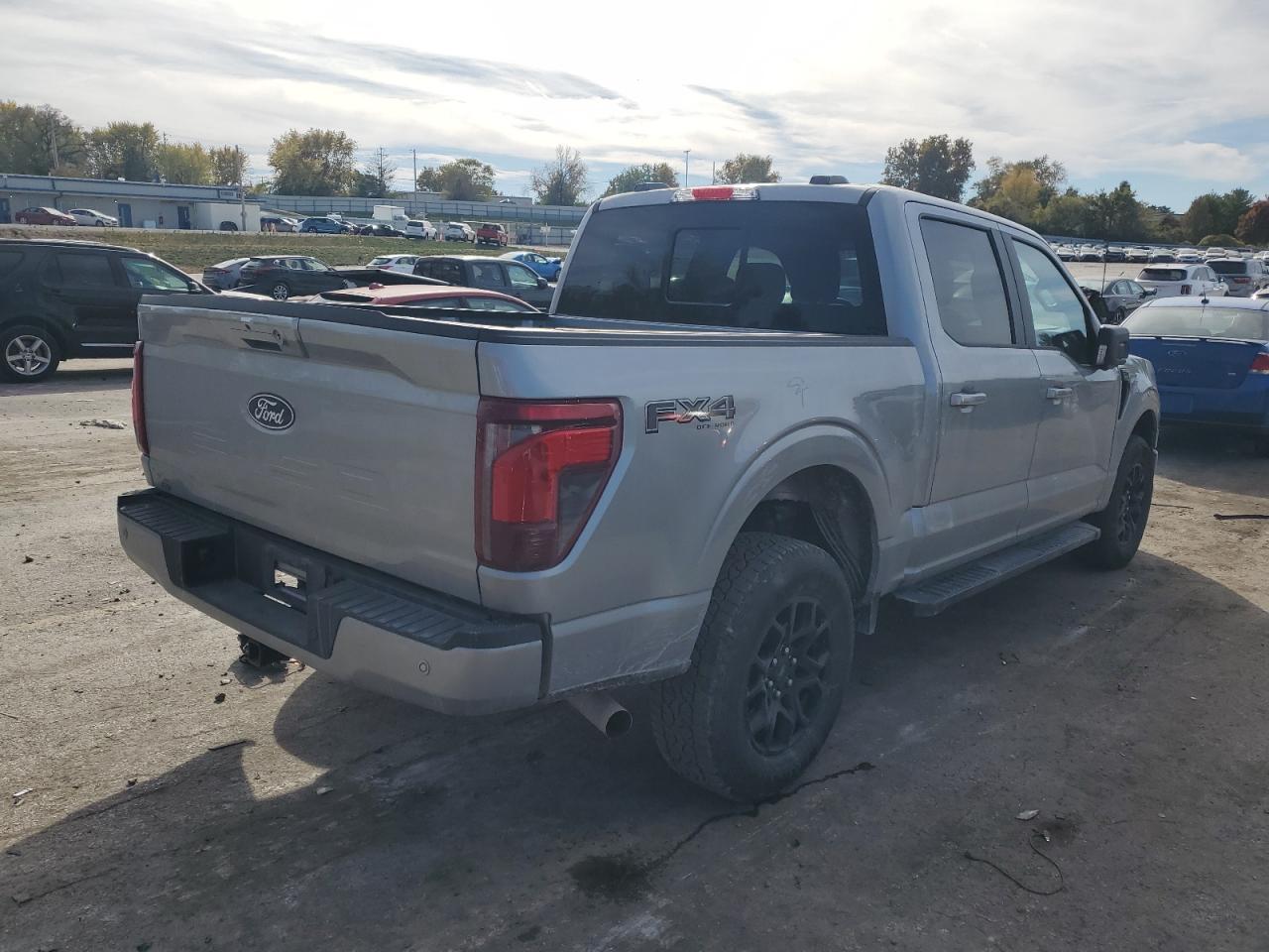 Ford F-150 Xlt Image 4