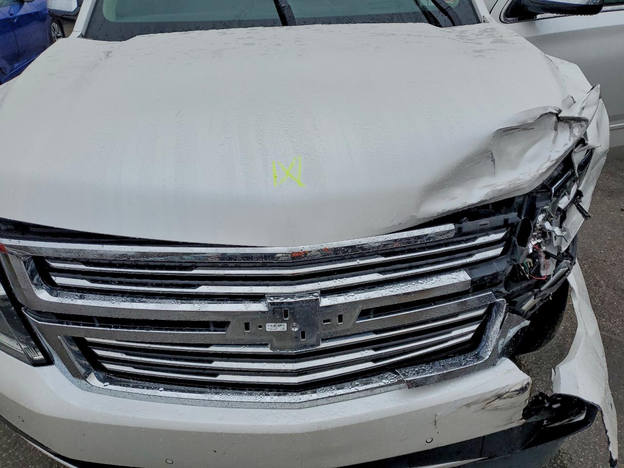 Chevrolet Suburban K1500 Ltz Image 8