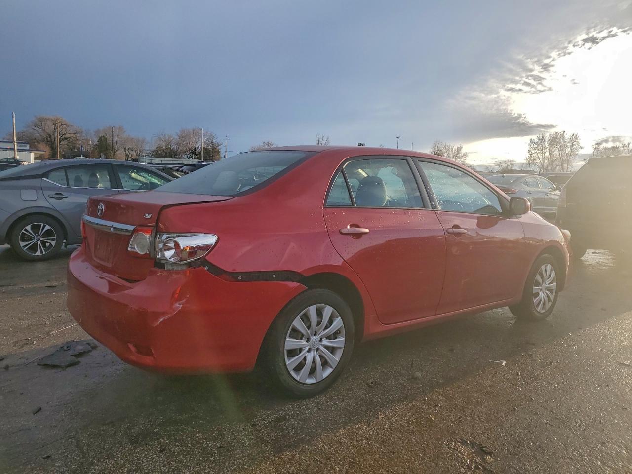 Toyota Corolla Base Image 2