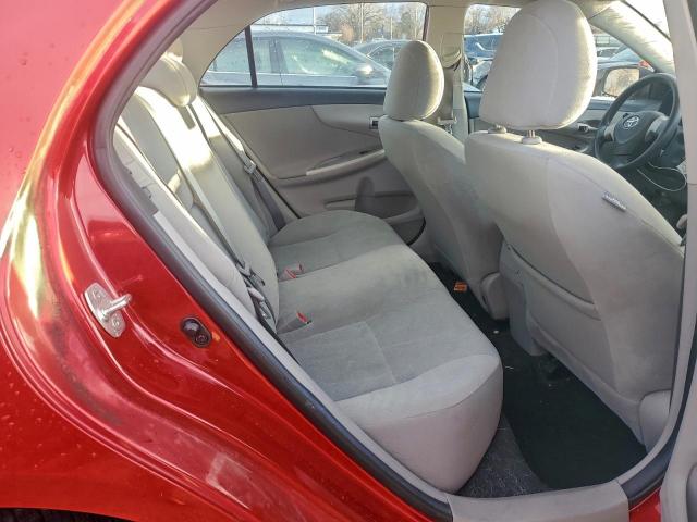 Toyota Corolla Base Image 11