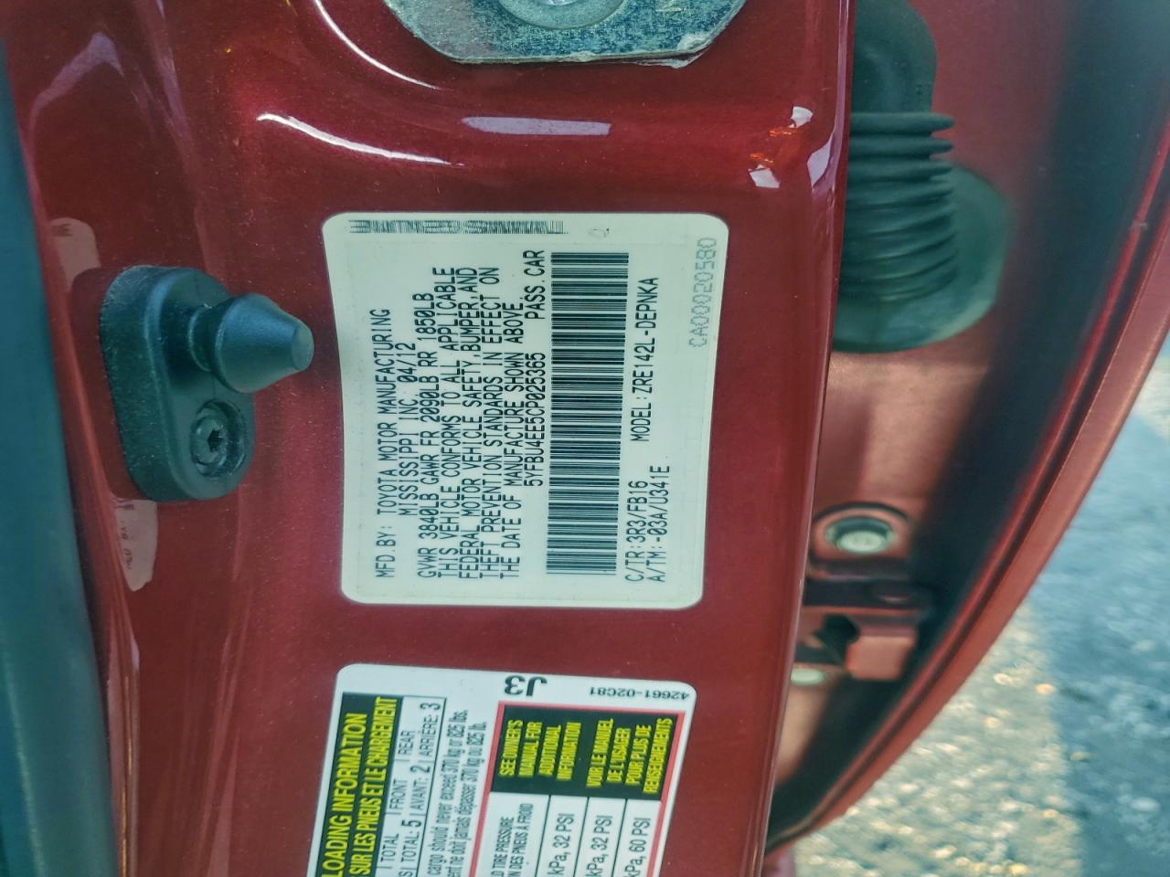 Toyota Corolla Base Image 9