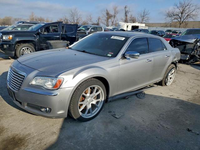  Salvage Chrysler 300