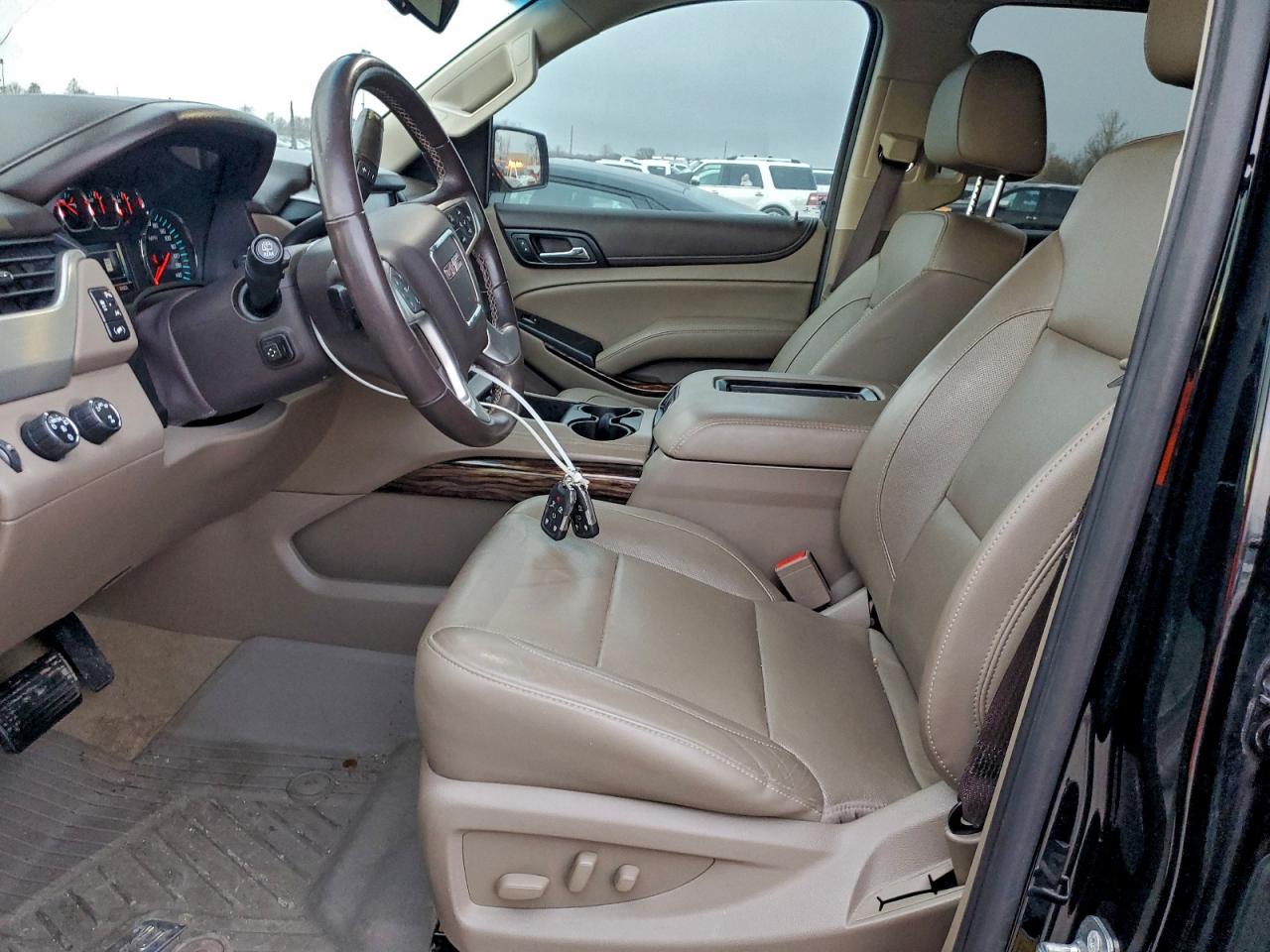 GMC Yukon Slt Image 4