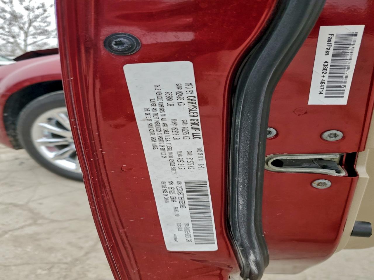 Chrysler 300 Image 2