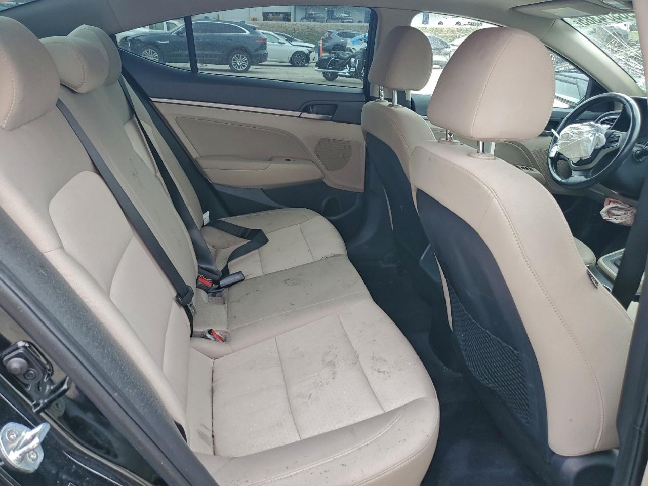 Hyundai ELANTRA Se Image 7