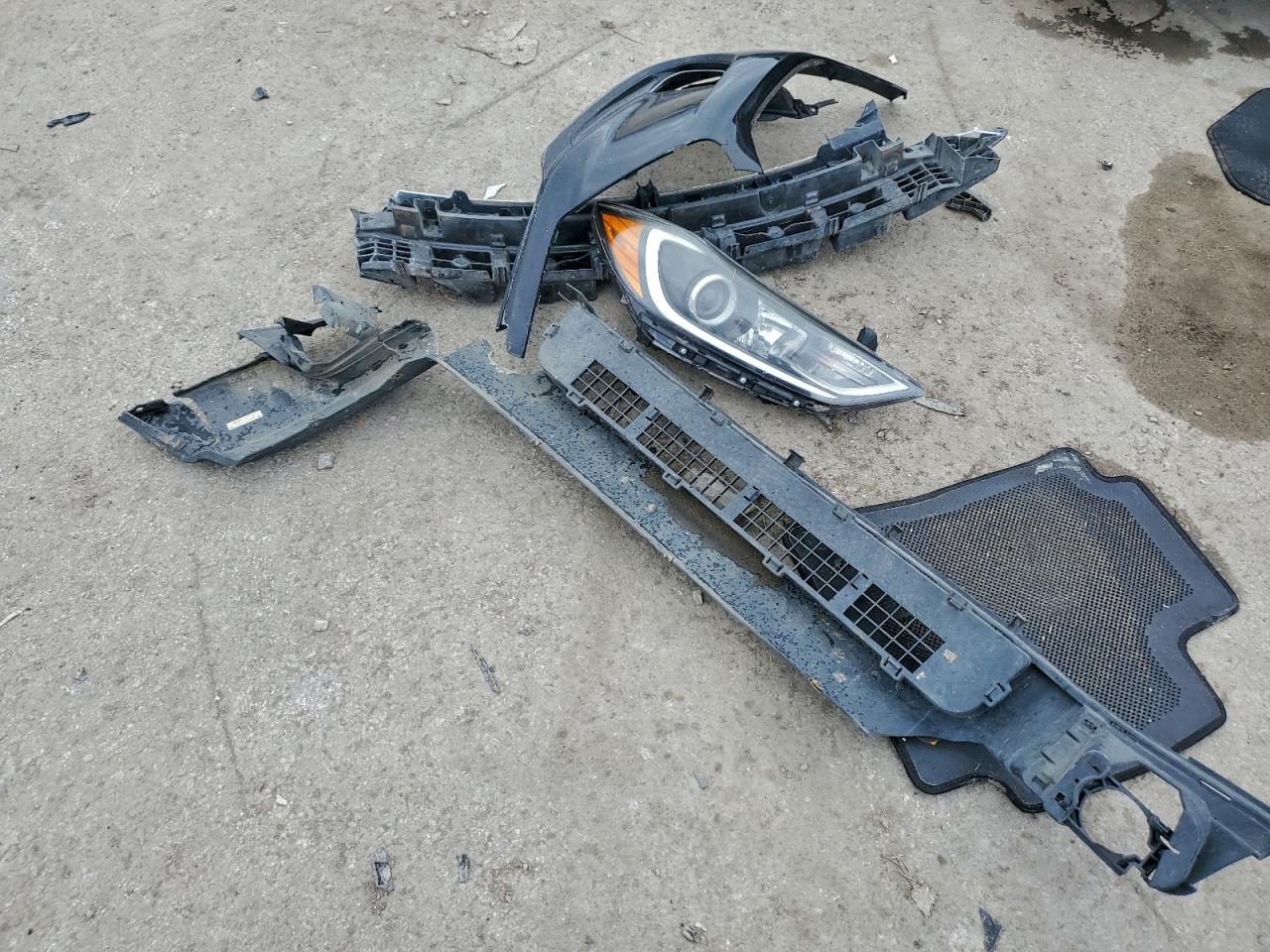 Hyundai ELANTRA Se Image 8