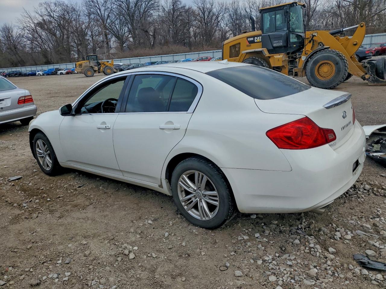 INFINITI G25 Image 12