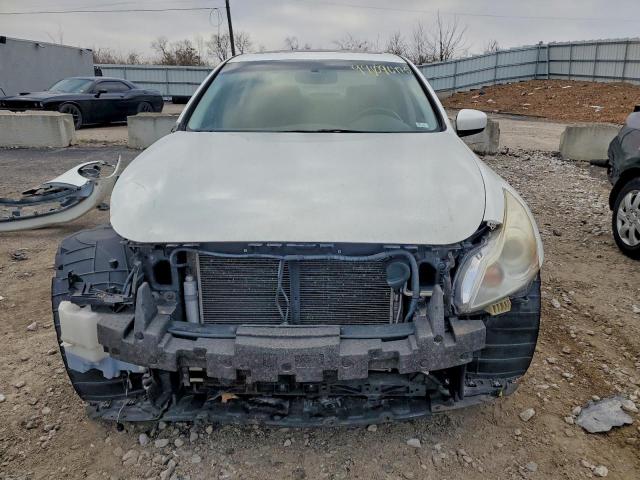 INFINITI G25 Image 8