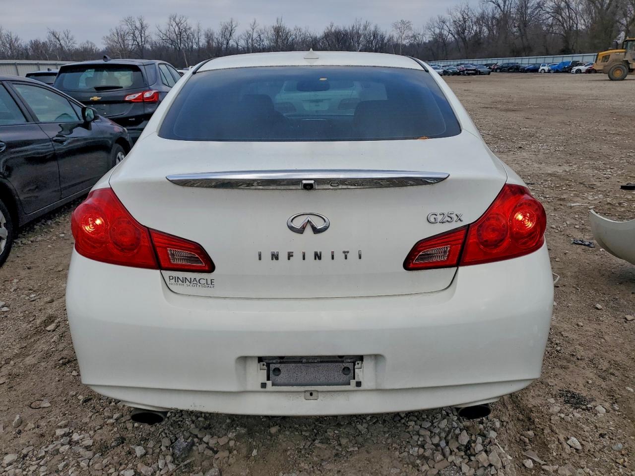 INFINITI G25 Image 9