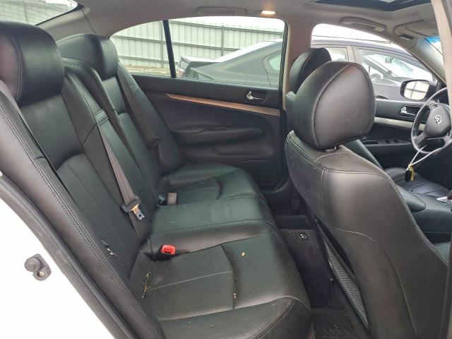 INFINITI G25 Image 4