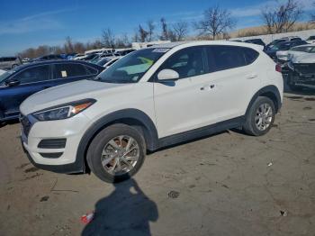  Salvage Hyundai TUCSON