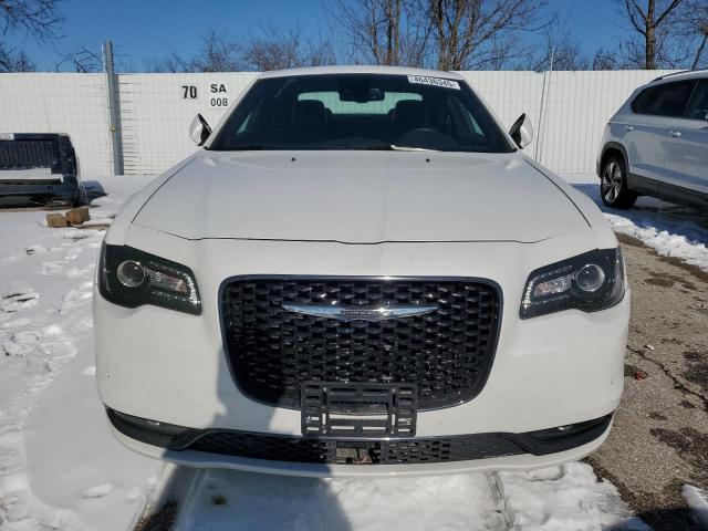 Chrysler 300 S Image 10